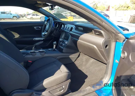 2019 Ford Mustang Ecoboost z USA, uszkodzony, nr VIN 1FA6P8TH9K5196585